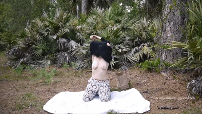Scat Goddess Amanda - Sensual Scat Outdoor Nature