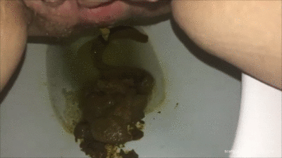 Scat Goddess Amanda - Lots More of MY Poop