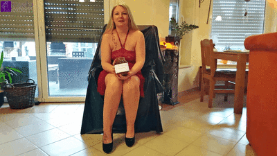 RosellaExtrem - Rosella´s chocolate cream spread for slaves! Slave swallows my shit and piss!
