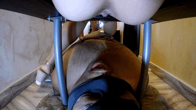 Mistress Anna Toilet at Yezzclips.com - Page 4