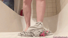 Scat Goddess Amanda - Pooping Firm Turd Sample