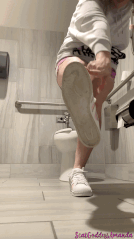 Scat Goddess Amanda - Lilac Panty Loose Shits