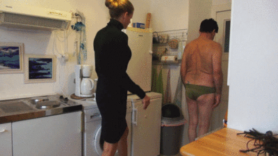 FemdomBerlin at Yezzclips.com - Showing Item 43358