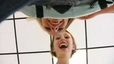 Boss Girls Productions - Seat cushion for 2 girls
