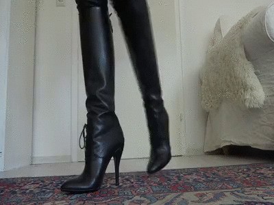 Cum hard on my leather smell feet