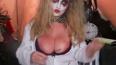 2018 Halloweek Mad Scientist Tit Slapping Show