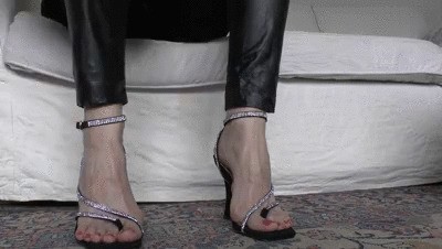 Sexy toe sandals high heels worn with pads part 1