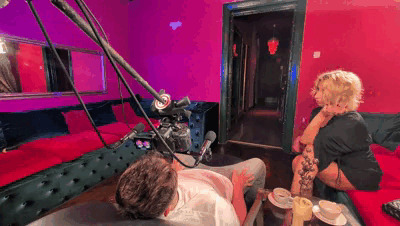 Cuckold Husband Watches Wife Squirt in Foursome - Part 1 — Toiletslaveanddommes