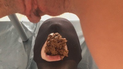 Full mouth with creamy shit