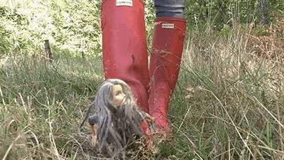 Tiny victim humiliated and crushed under Hunter boots