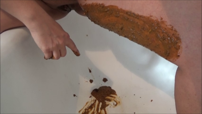 Mistress Roberta - Messy breakfast pov