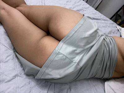 fill my dress with a stinking smell