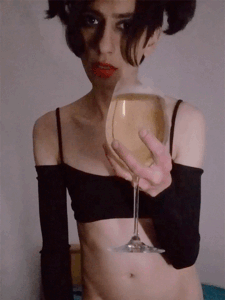 Thumbnail of Filthy slut takes a shower