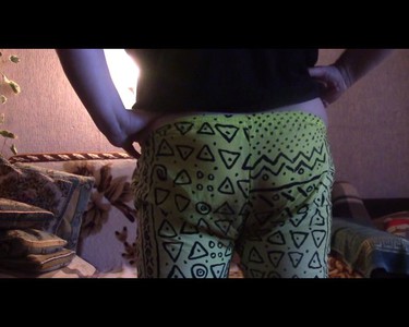 OxanaYellowTights