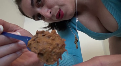 Mistress Roberta -Pee and poop in plastic cups -pov