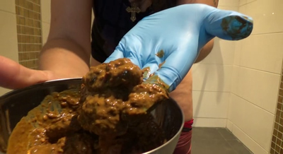Mistress Roberta  Hand feeding from bowl-pov